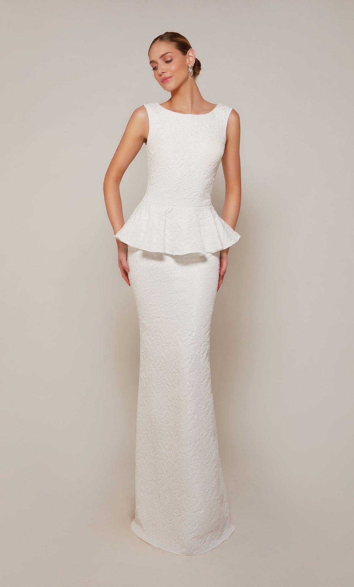 ALYCE Paris 27579 Special Occasion Scoop Neckline Chic Straight Dress