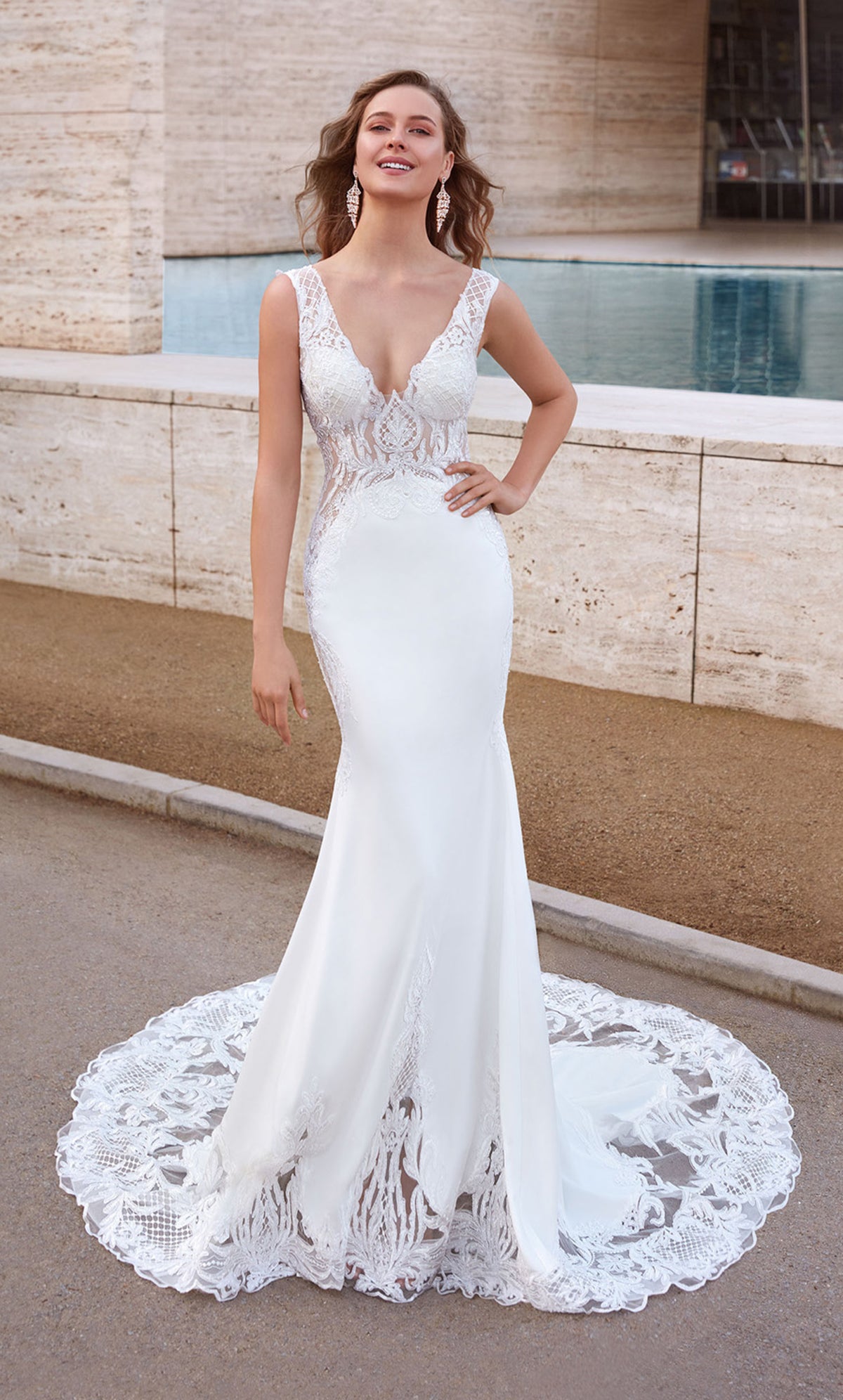 ALYCE Paris 5065 Bridal V-neck Elegant Mermaid Dress