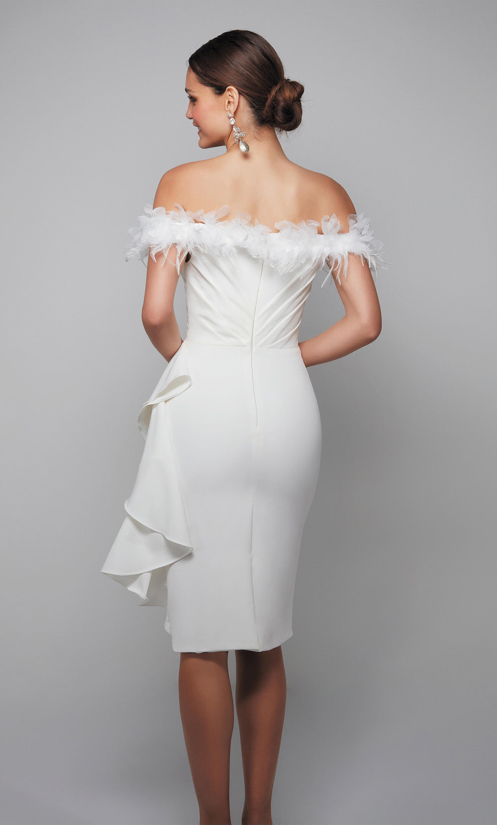 ALYCE Paris 70000 Bridal Off The Shoulder Neckline Ruched/draped Straight Dress