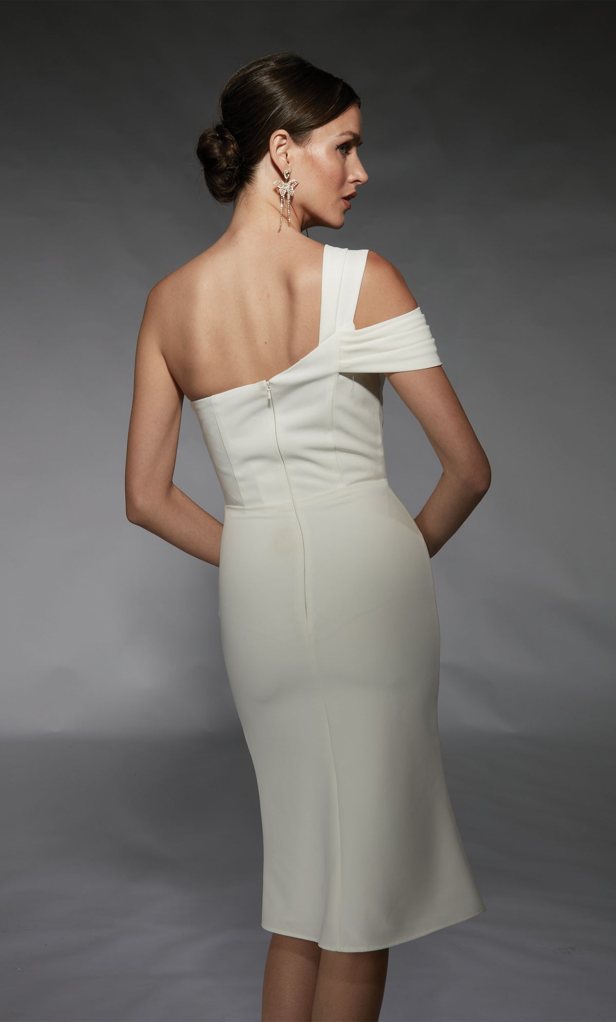 ALYCE Paris 70054 Bridal One Shoulder Neckline Elegant Straight Dress
