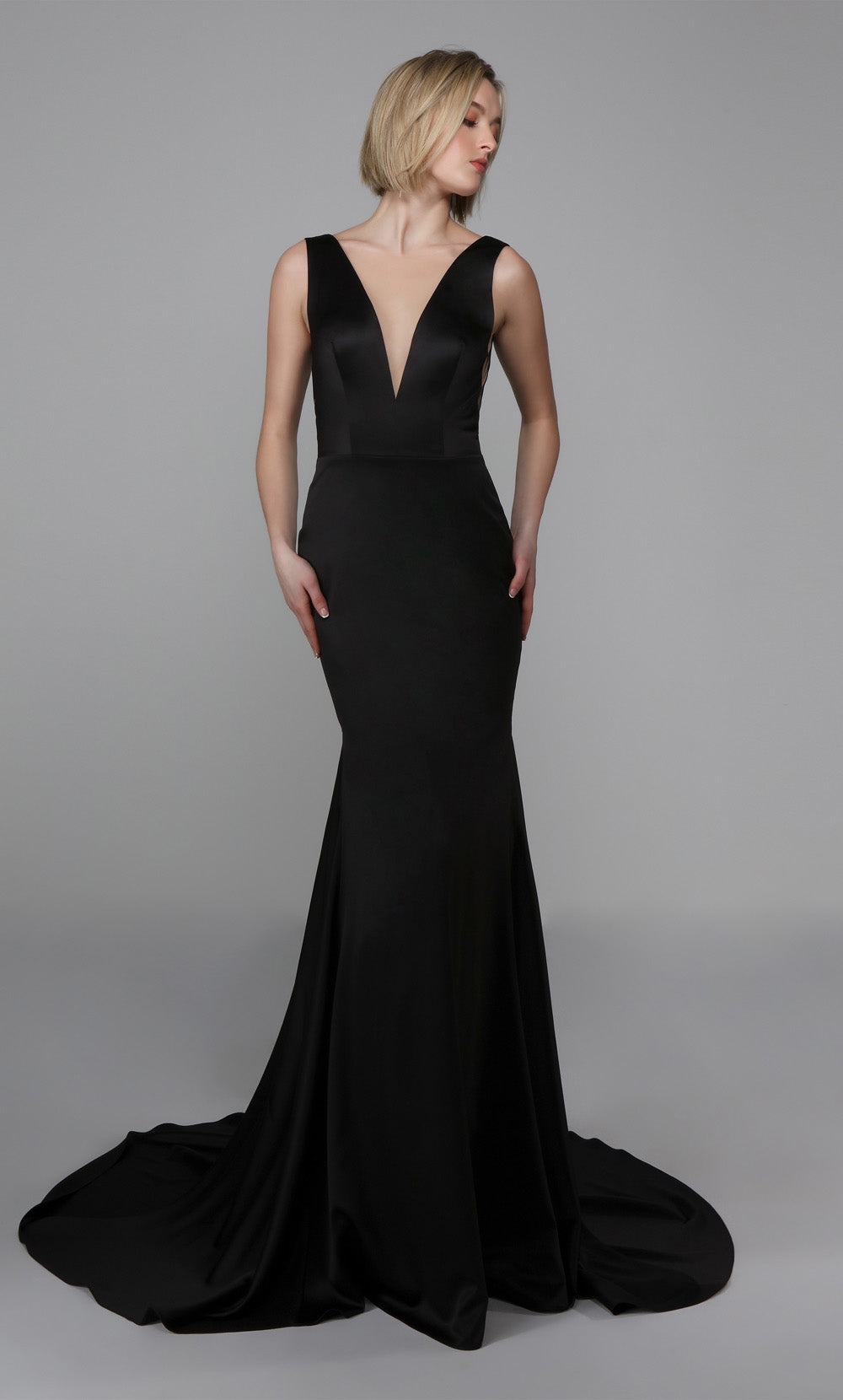 ALYCE Paris 7021 Bridal Plunging Neckline Simple Mermaid Dress