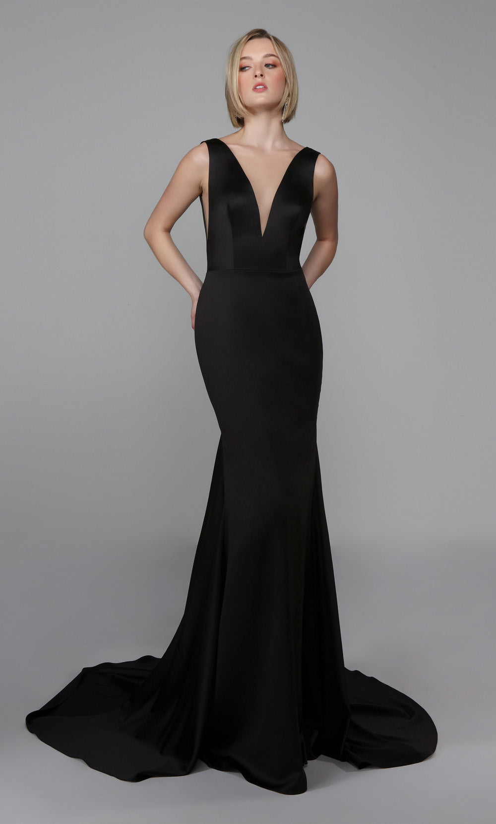 ALYCE Paris 7021 Bridal Plunging Neckline Simple Mermaid Dress