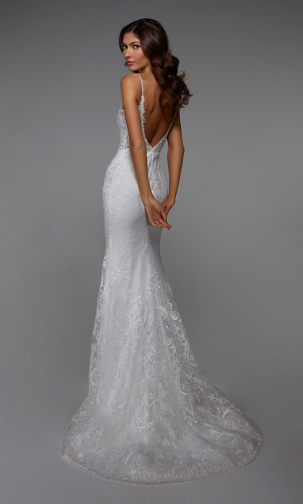 ALYCE Paris 7028 Bridal Sweetheart Neckline Train Straight Dress
