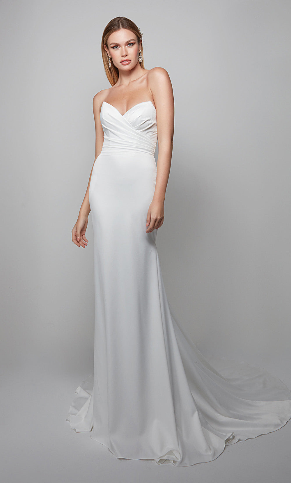 ALYCE Paris 7056 Bridal Strapless Neckline Train Straight Dress