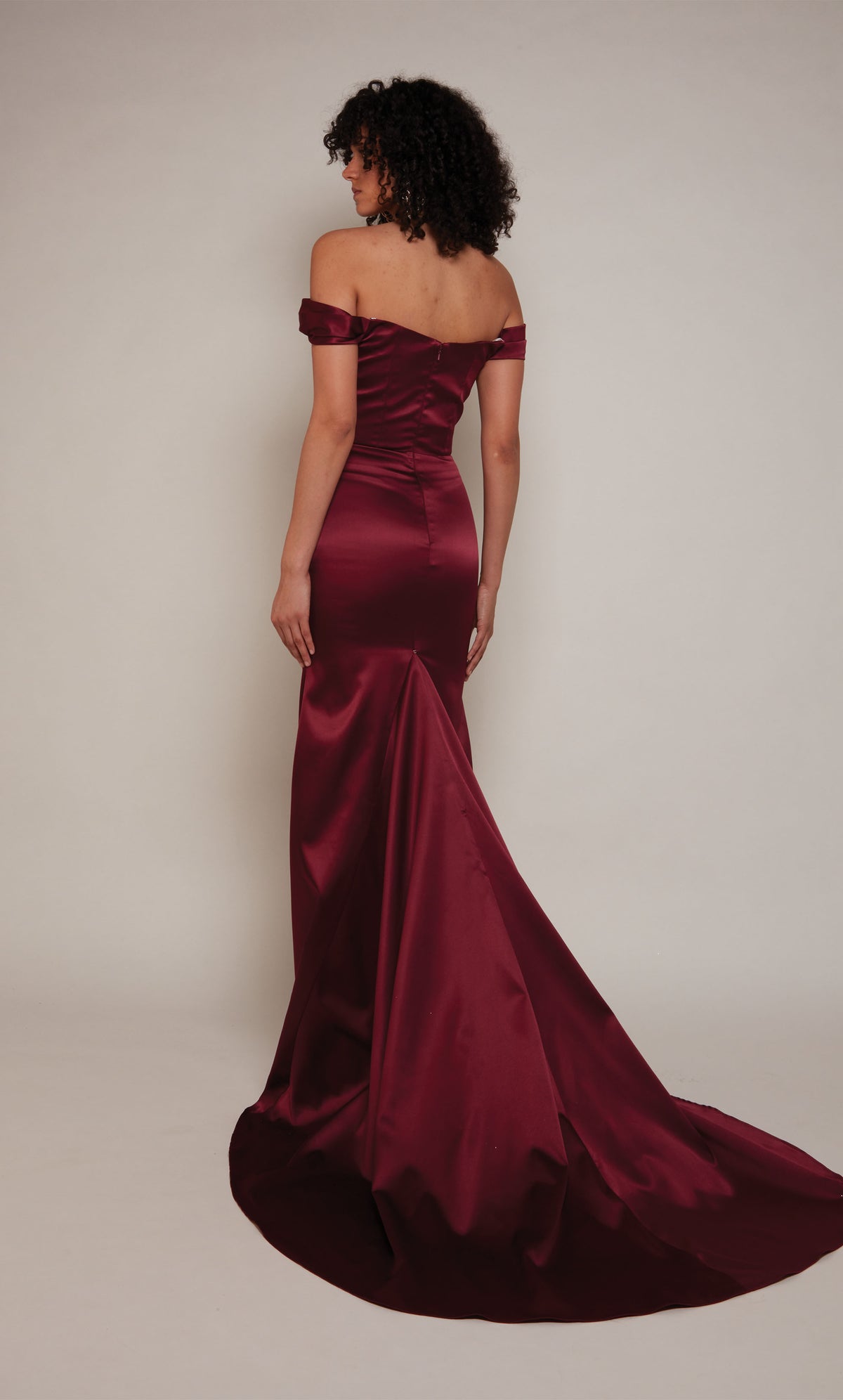 ALYCE Paris 7064 Bridal Off The Shoulder Neckline Ruched/draped Straight Dress