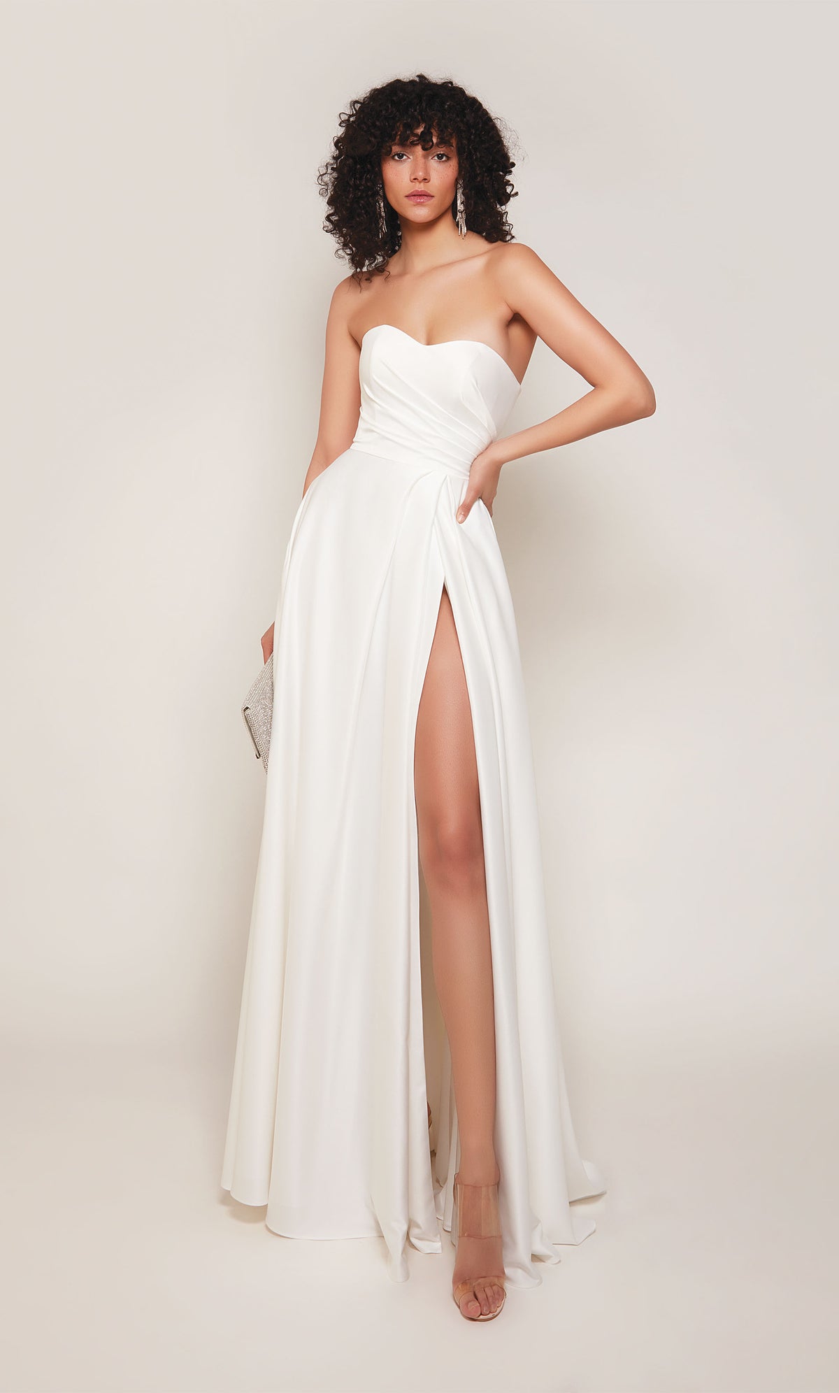 ALYCE Paris 7088 Bridal Sweetheart Neckline Train A Line Dress