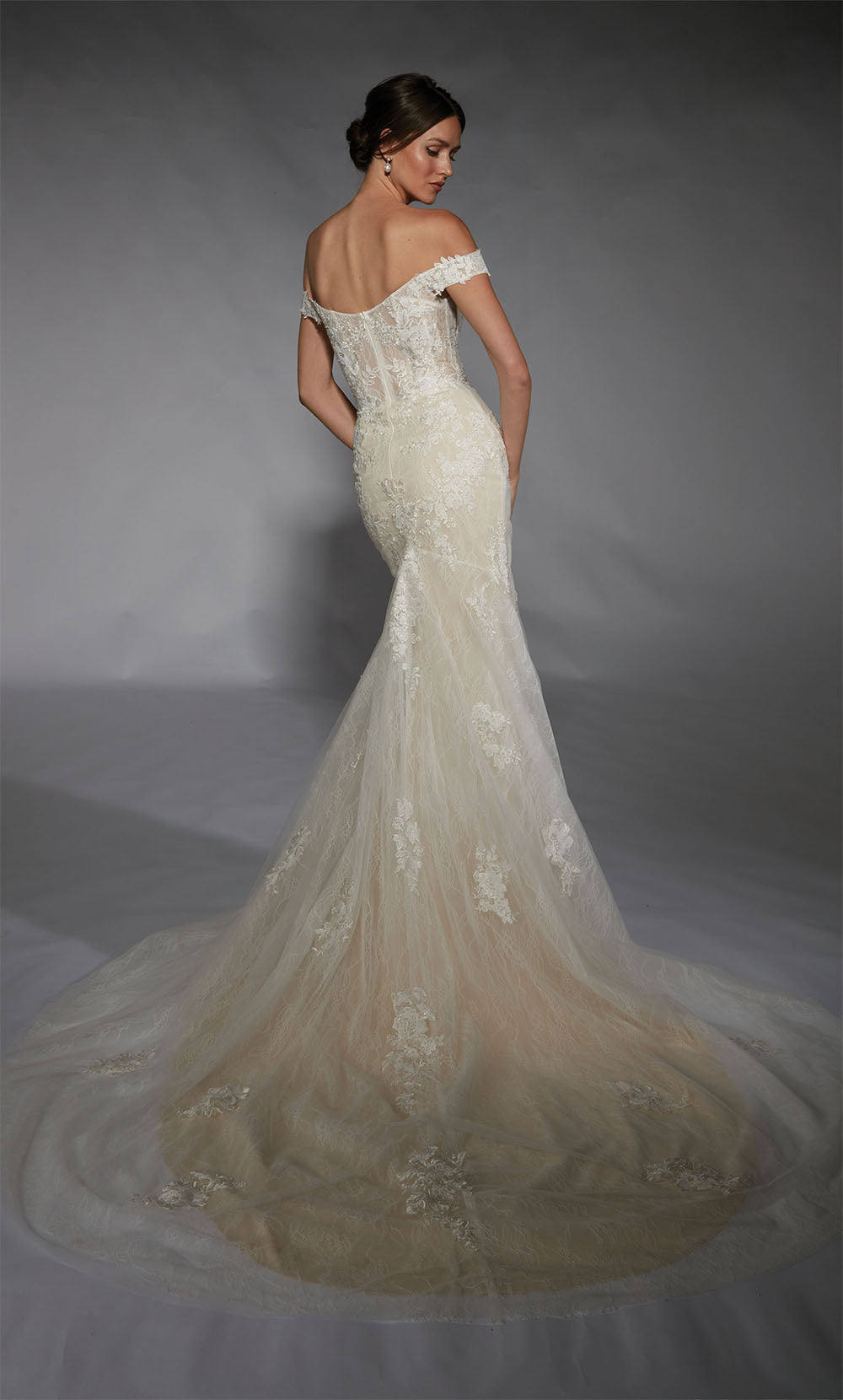 ALYCE Paris 7118 Bridal Off The Shoulder Neckline Corset Mermaid Dress