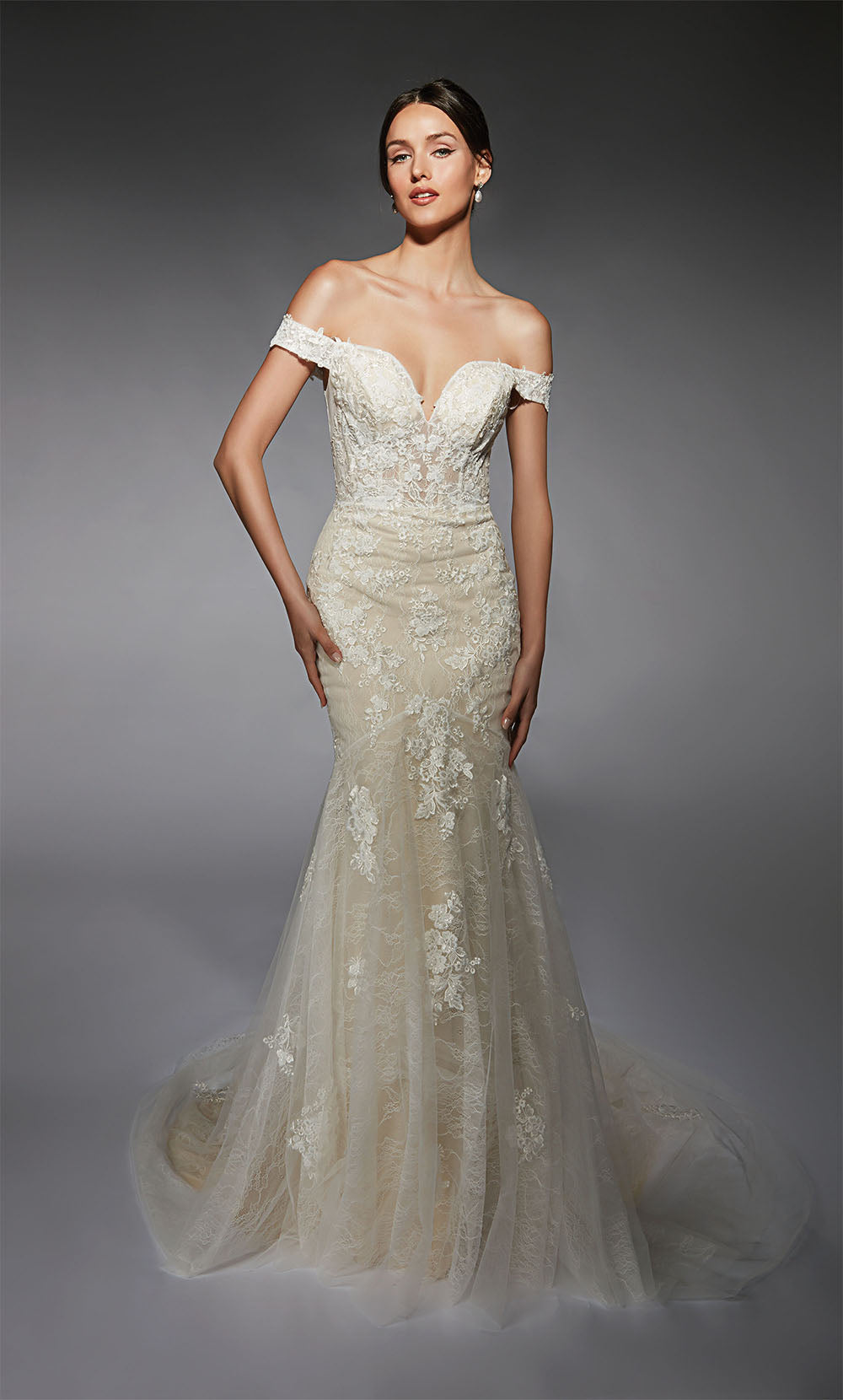 ALYCE Paris 7118 Bridal Off The Shoulder Neckline Corset Mermaid Dress