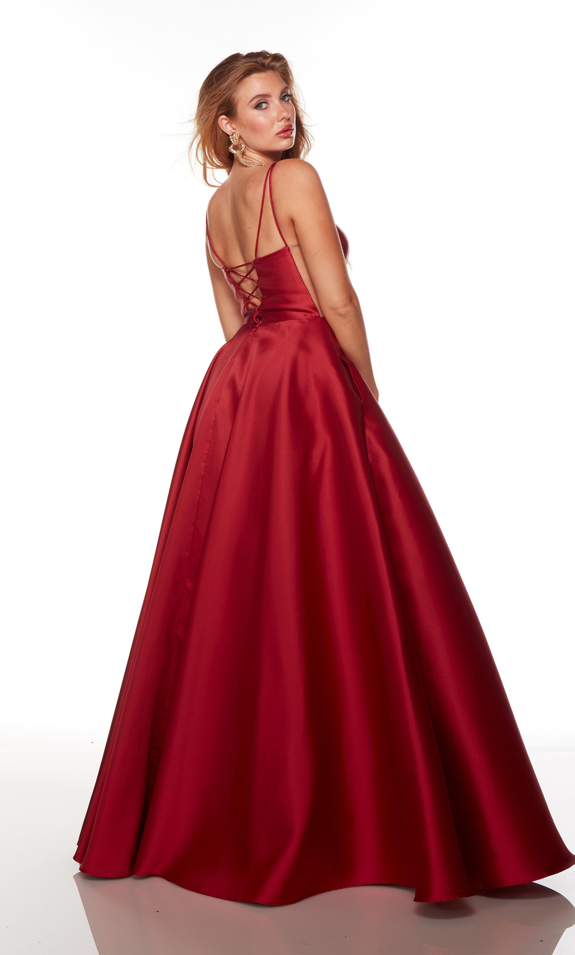 Scoop neck, wine red prom dress with a pleated skirt. COLOR-SWATCH_1751__WINE