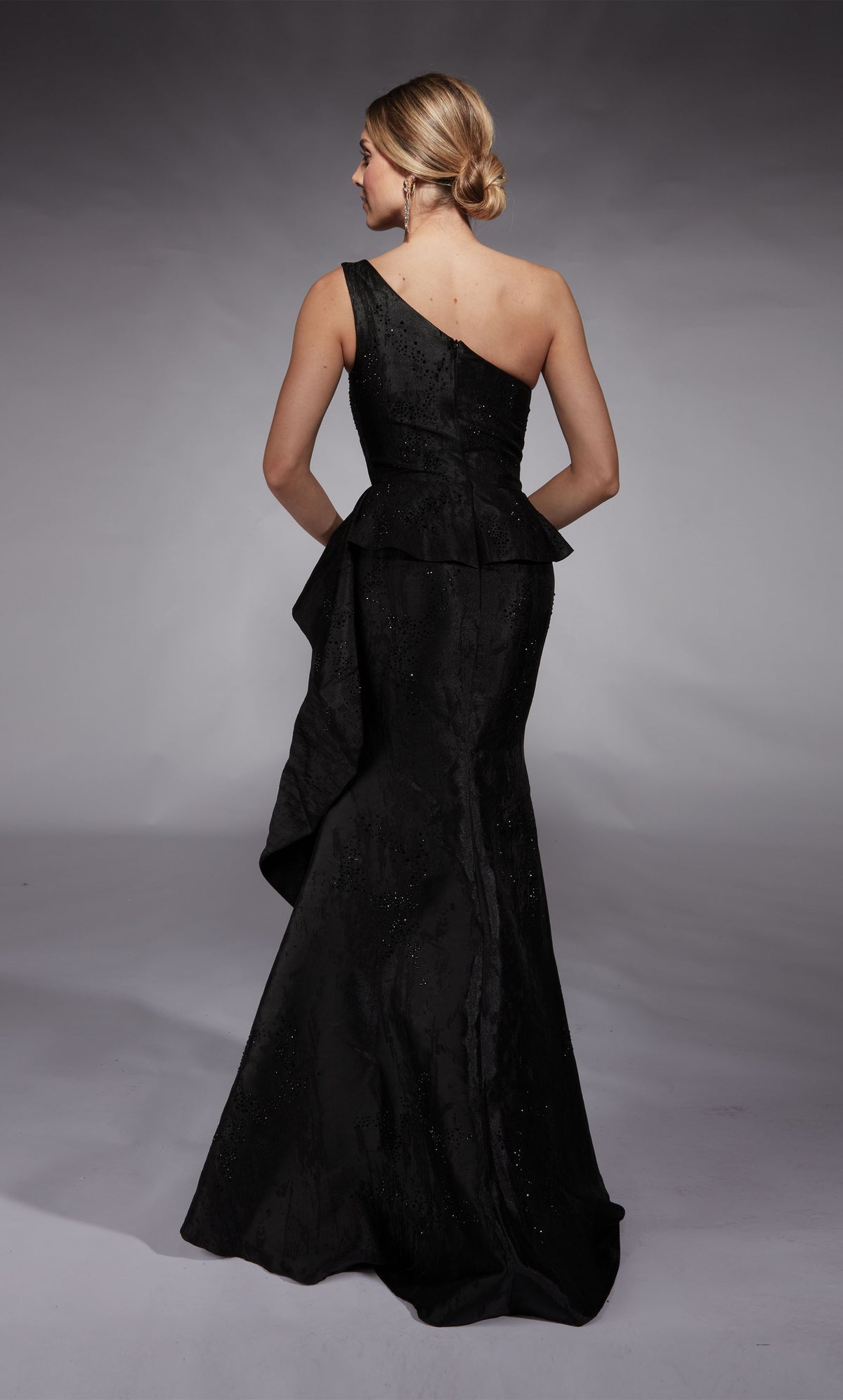 Formal Dress: 27732. Long, One Shoulder, Straight, Closed Back