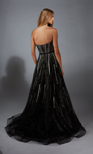 Formal Dress: 61770. Long, Strapless, Medium Fullness, Closed Back