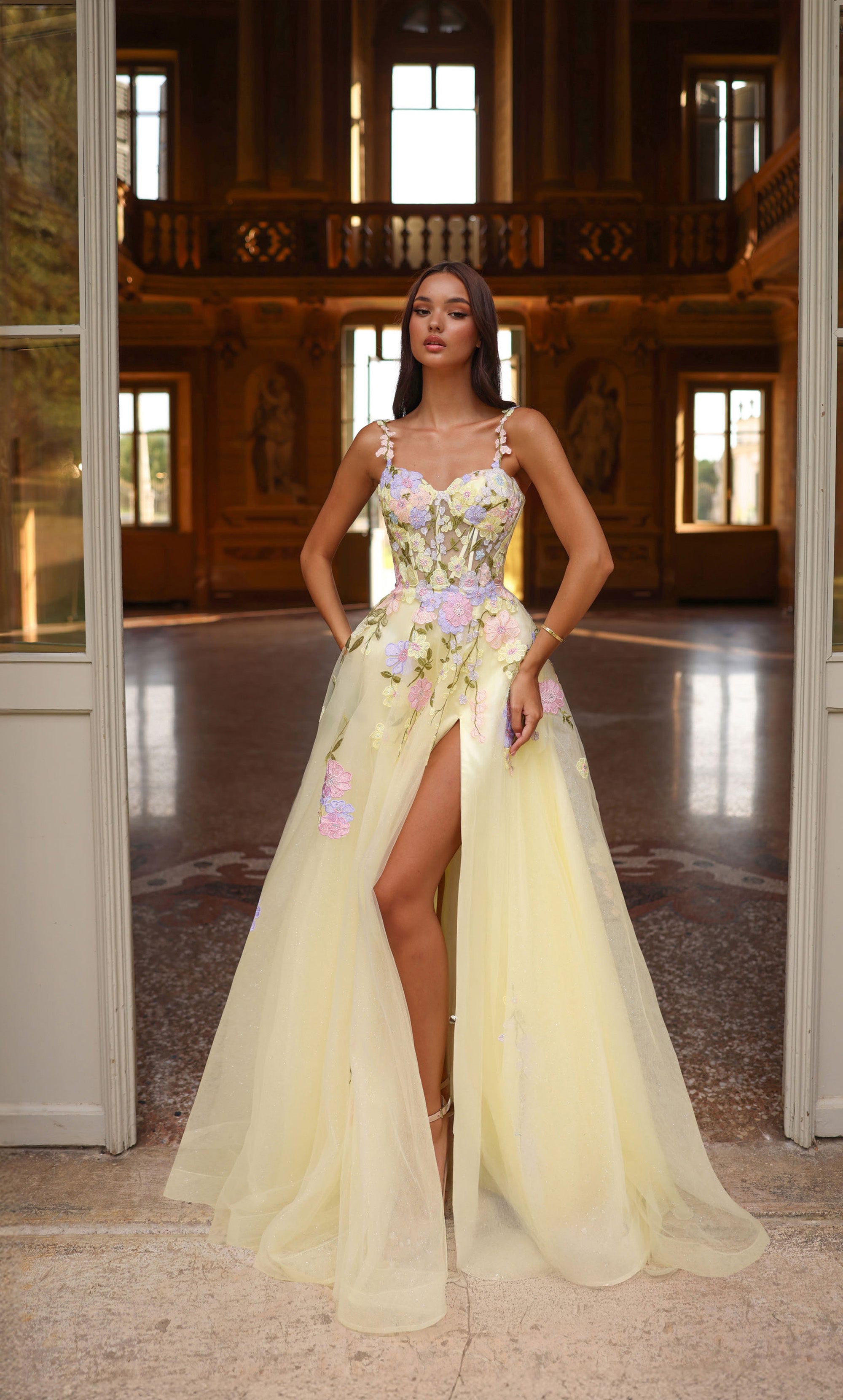 Formal Dress: Long, Scoop Neck, A Line, Closed Back Alyce