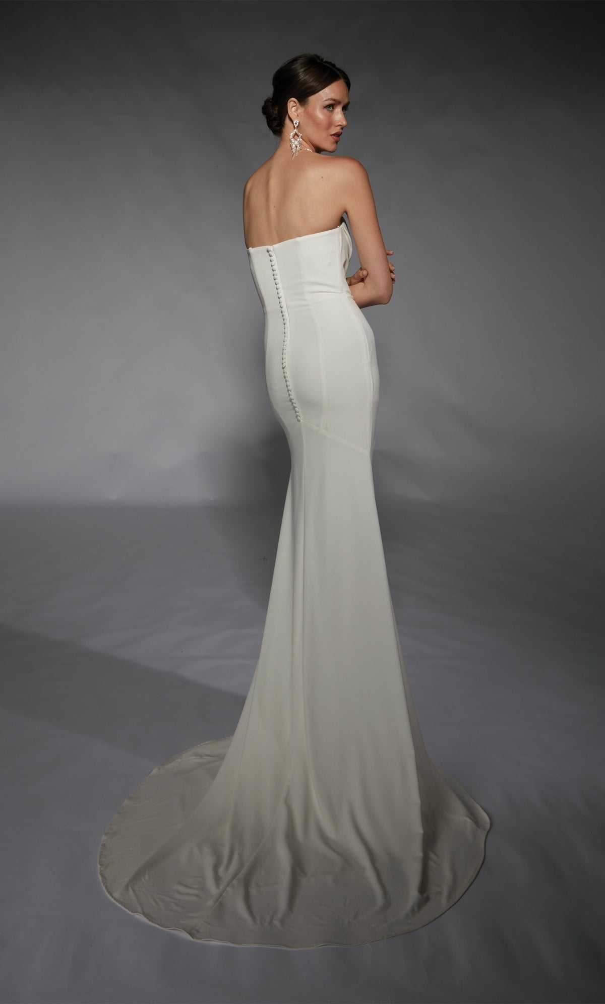 Formal Dress: 7105. Long, Strapless, Straight, Closed Back