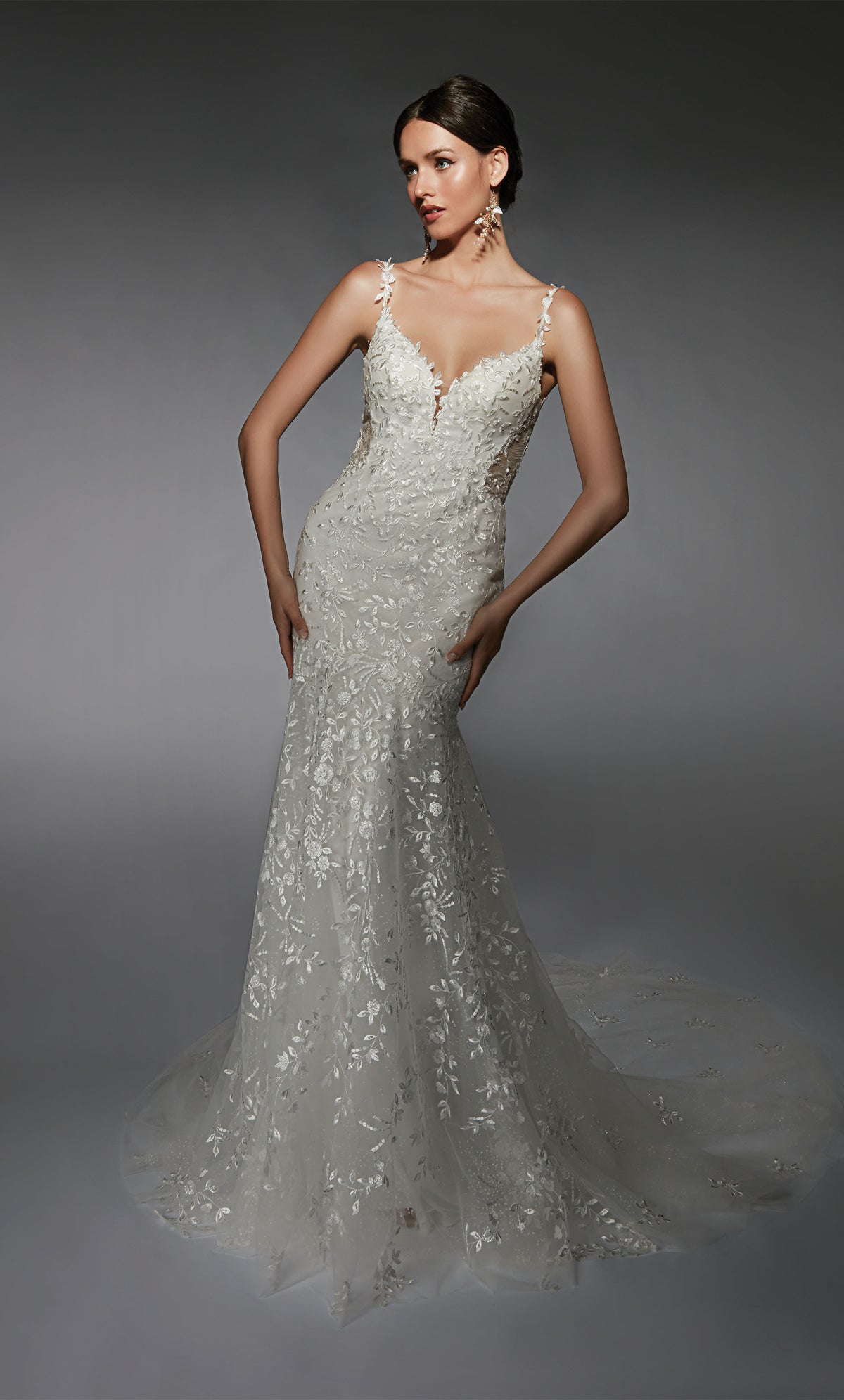 Formal Dress: 7120. Long, Plunging Neckline, A-line, Closed Back