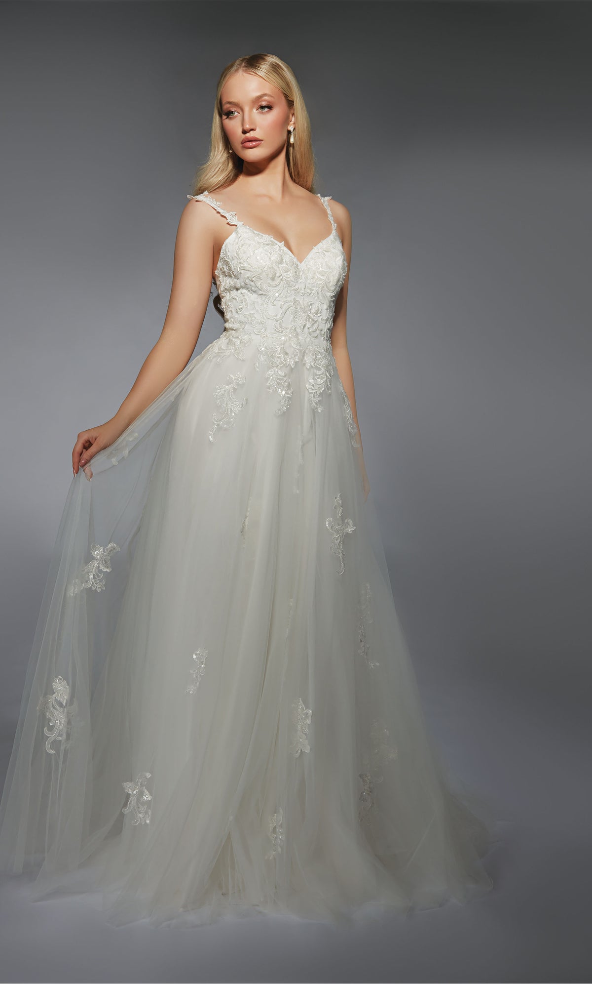 Formal Dress: 7124. Long, Sweetheart Neckline, A-line