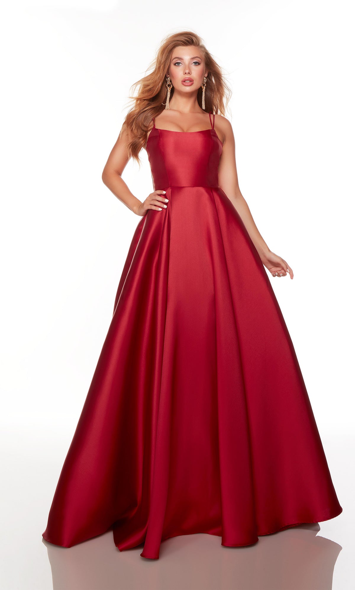 Scoop neck, wine red prom dress with a pleated skirt. COLOR-SWATCH_1751__WINE
