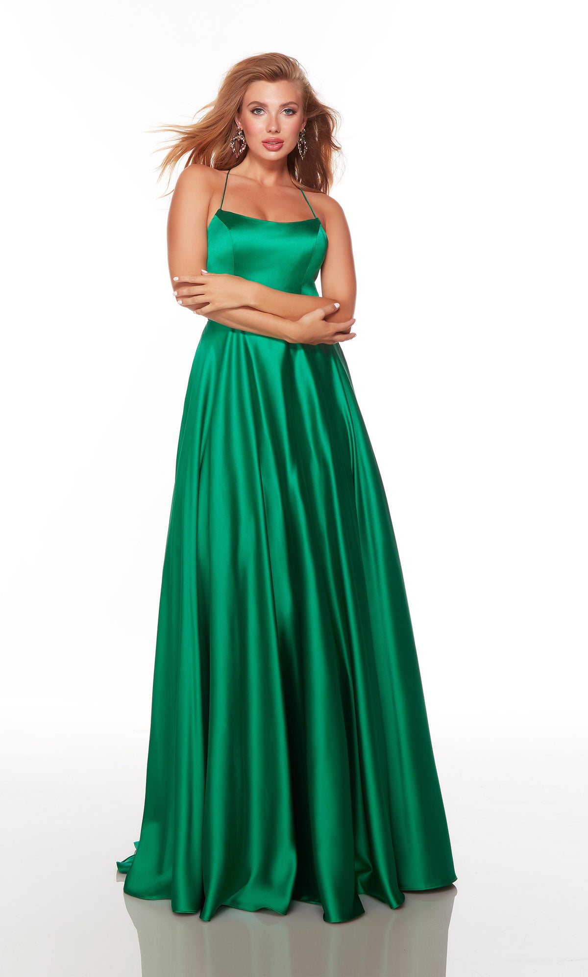 Emerald green prom dress with a scoop neck and pockets. COLOR-SWATCH_1761__EMERALD