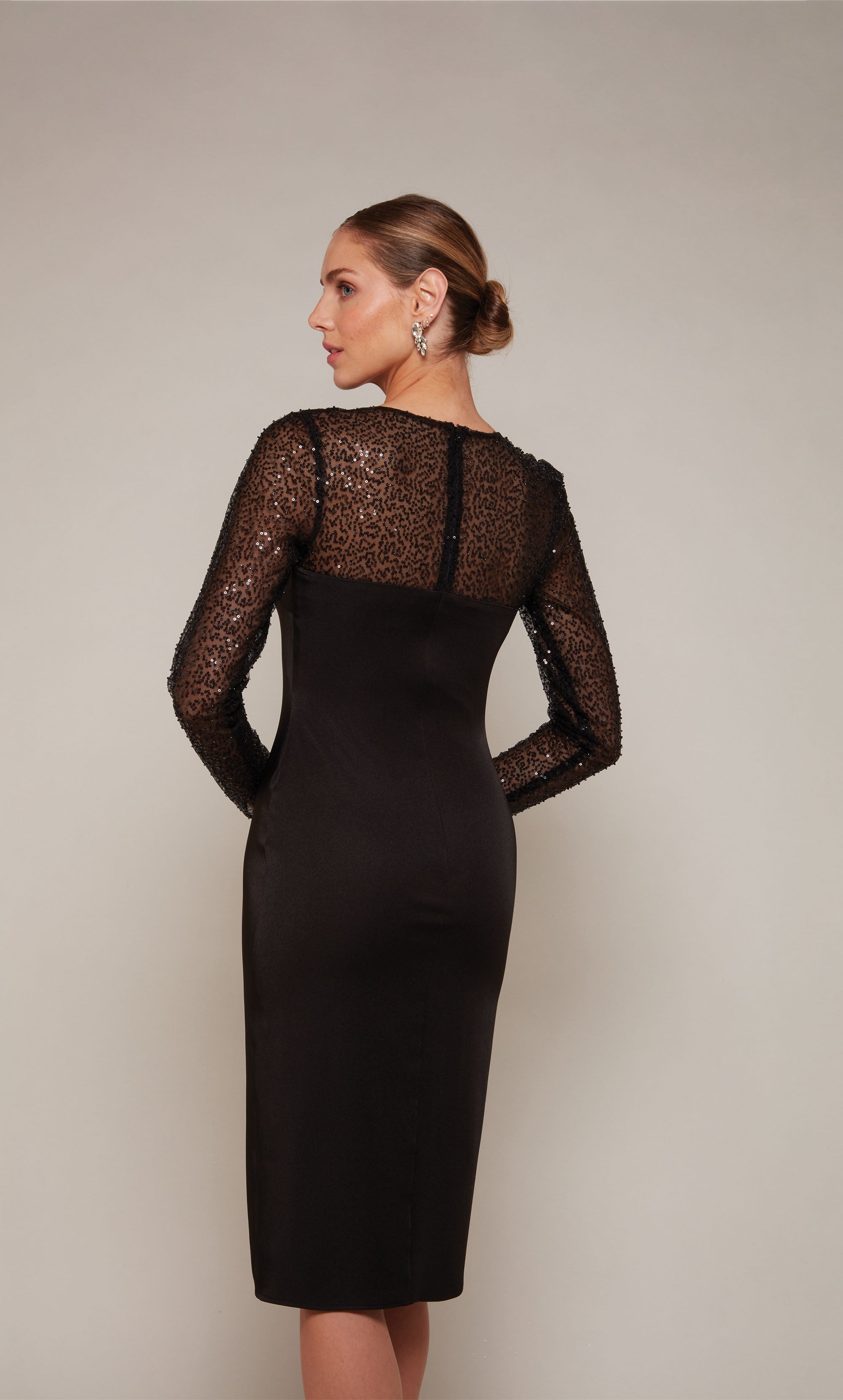 Unique Backless Long Sleeve High Slit Maxi Dress - Black – Trendy & Unique