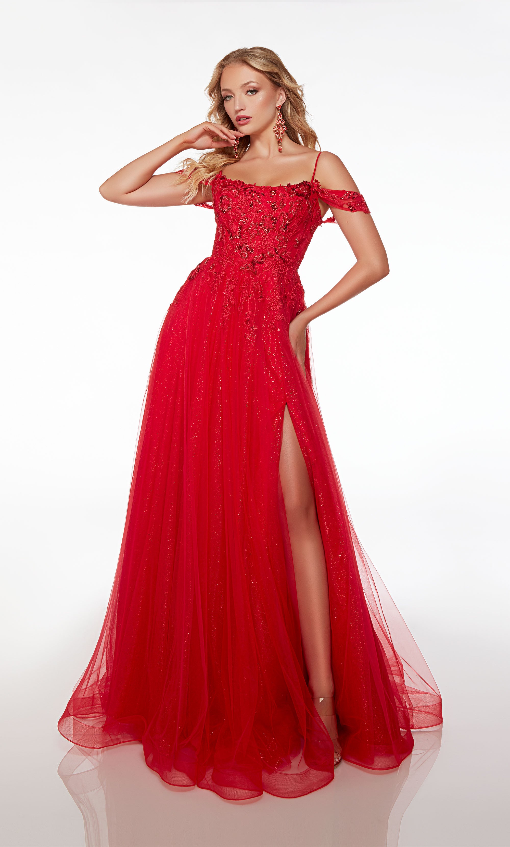 Red Prom Dresses V-neck Puffy Sleeves A-line Evening Gown For Wedding -  Shivam E-Commerce at Rs 1499.00, Surat | ID: 2850170729897