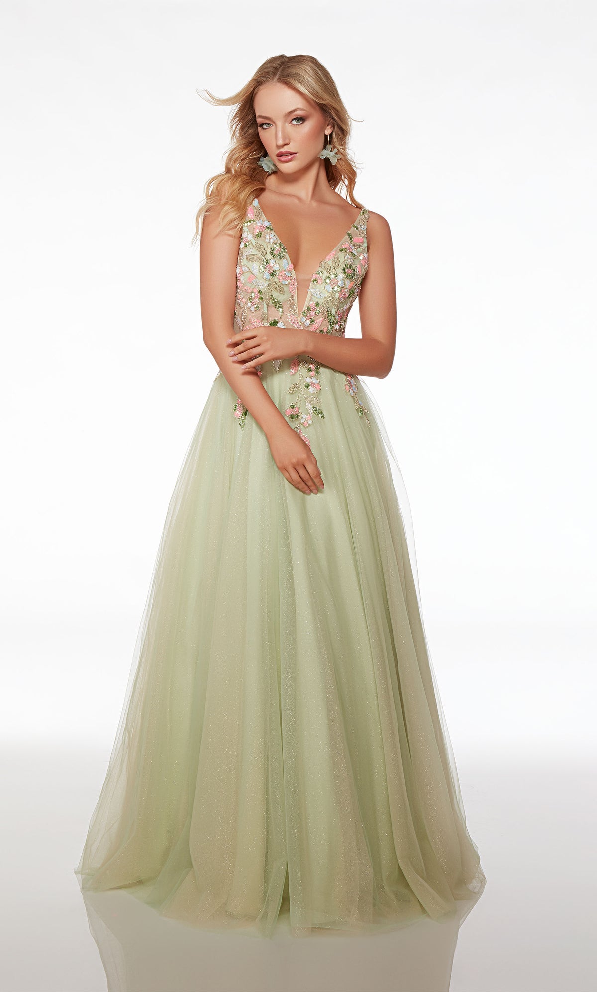 Green prom dress featuring an deep V neckline, an deep V back, hand-beaded bodice, and A-line glitter tulle skirt for an stunning and stylish ensemble.