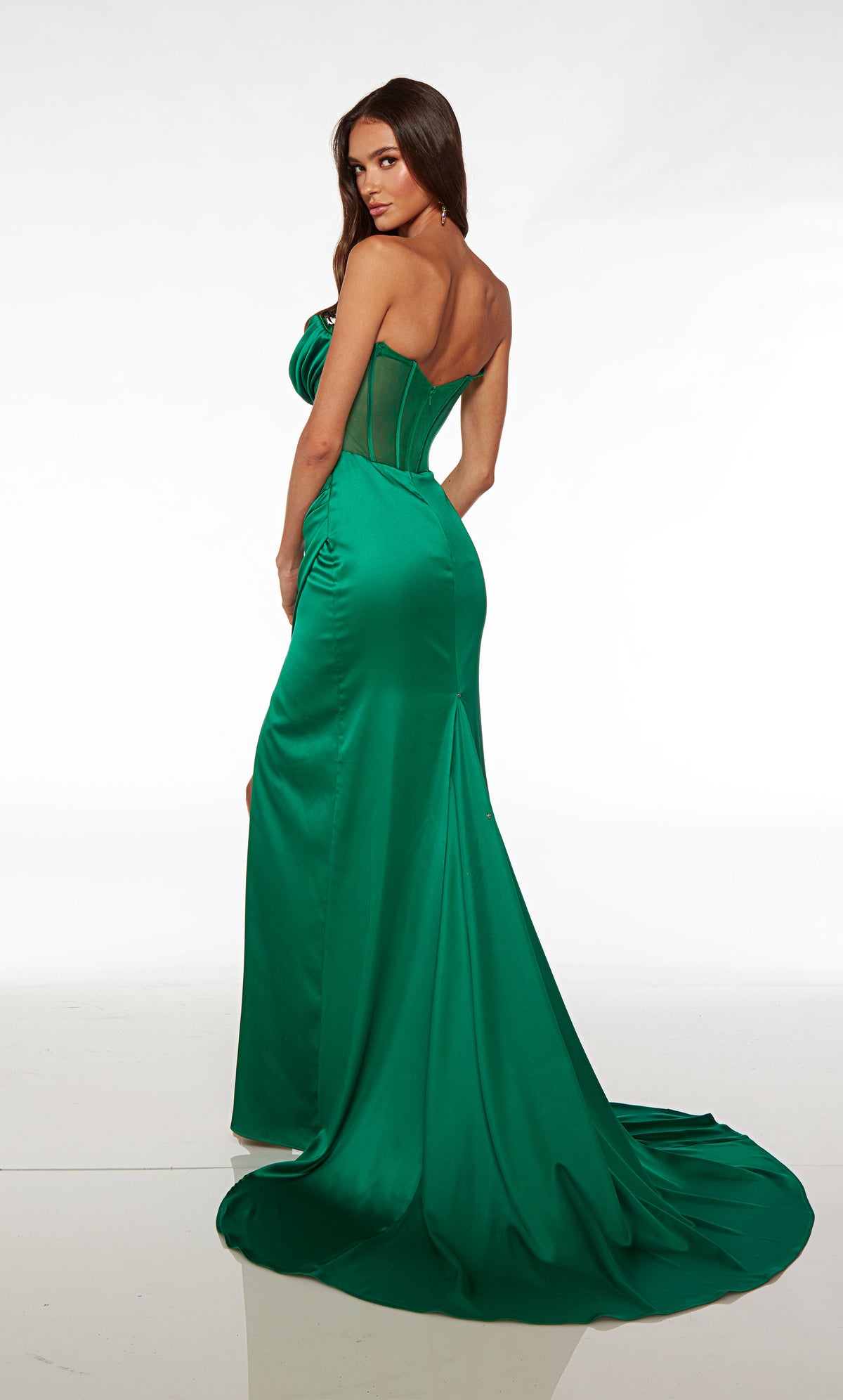 Emerald green satin prom dress: Off-the-shoulder cowl neckline, detachable straps, sheer corset bodice, gathered skirt detail, and an elegant long train.
