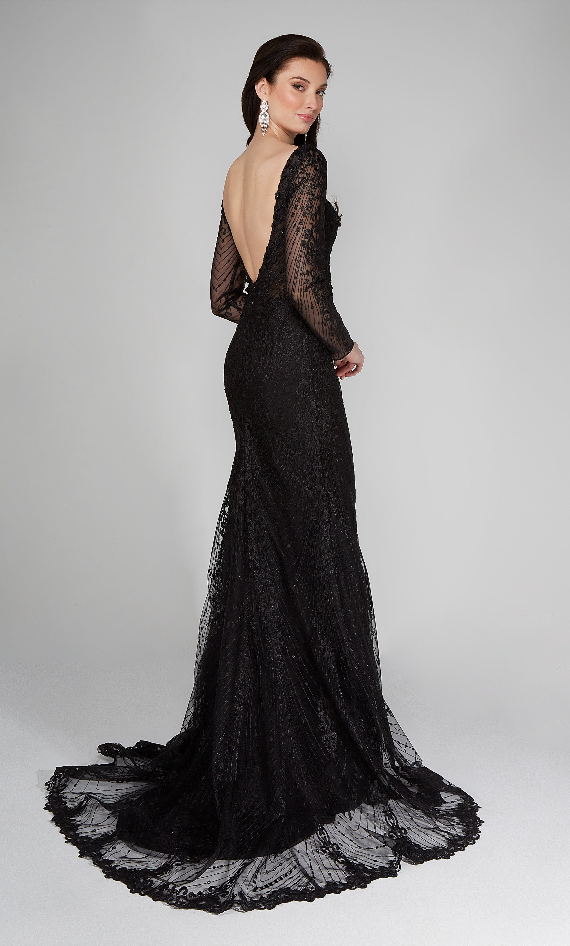 Black Lace Appliqued Plum Plunging Neckline Prom Dress - VQ