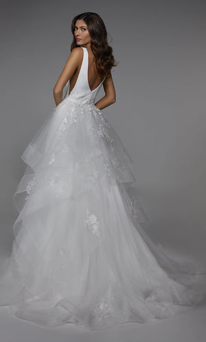 Formal Dress: 7040. Long Bridal Gown, Plunging Neckline, Ball Gown Alyce Paris